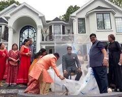 Amitabh Bachchan: આ ગુજરાતીએ અમેરિકામાં 60 લાખના ખર્ચે પોતાના ઘરે સ્થાપિત કર્યુ અમિતાભ બચ્ચનનું સ્ટેચ્યુ, માને છે ભગવાન, જુઓ તસવીરો