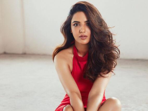 Jasmin Bhasin Reveals Getting Rape And Death Threats After Leaving Bigg Boss House Jasmin Bhasin Reveals Getting Rape And Death Threats After Leaving Bigg Boss House
