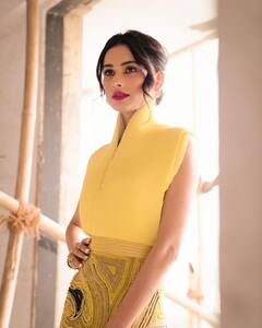 Aneri Vajani Pics: ‘अनुपमा’ की मालविका ने कराया ग्लैमरस फोटोशूट, तस्वीरें देख घायल हुए फैंस