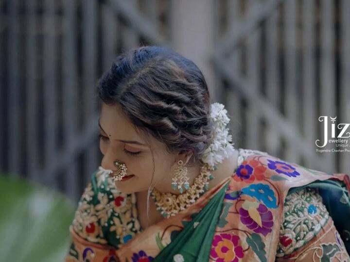 या फोटोमध्ये तेजश्रीने हिरव्या रंगाची काठपदर साडी नेसली आहे.(फोटो सौजन्य :tejashripradhan/इंस्टाग्राम )