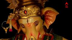 22 फुट वाले की जयSSS... मुंबईचा राजा विश्वकर्मा रुपात, गणेशगल्लीत यंदा काशीविश्वनाथाचं मंदिर