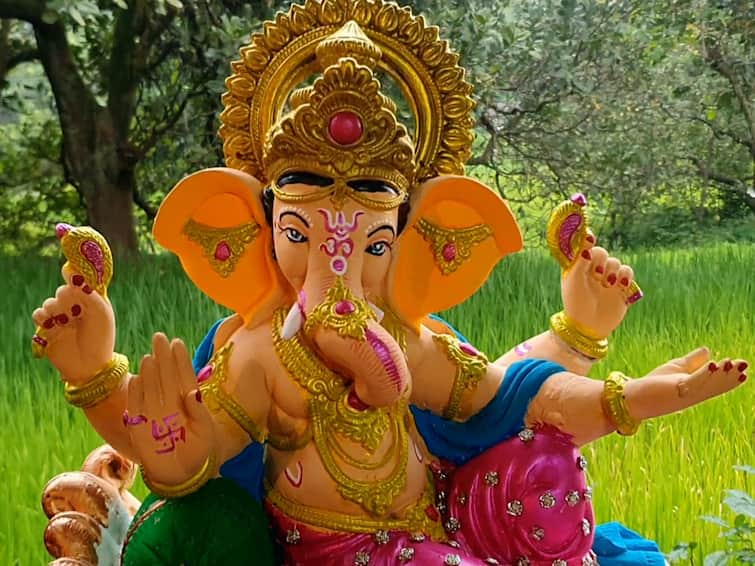 Ban on POP Ganesha idols this year too, temporary policy also prepared Maharashtra government informs Nagpur Bench of Bombay High Court POP Ganesh Idol : यंदाही पीओपी गणेश मूर्तींवर बंदी, तात्पुरते धोरणही तयार, राज्य सरकारची न्यायालयात माहिती