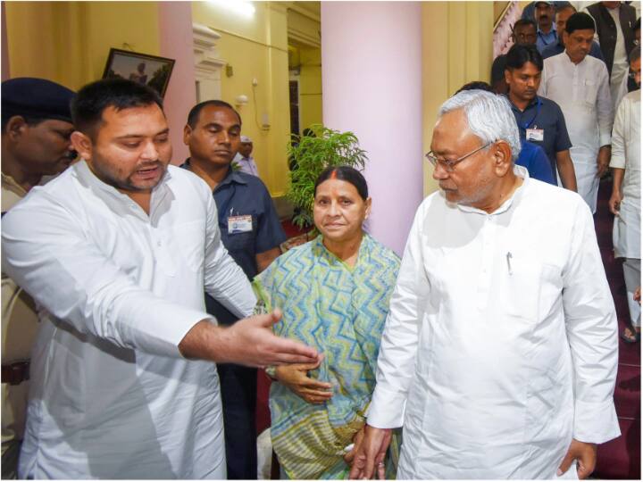 Bihar: कटिहार में लापता लड़की का कत्ल, मुजफ्फरपुर में नाबालिग से गैंगरेप... बिहार में पिछले 24 घंटे में 5 वारदातों से हड़कंप Bihar Capital Patna to small town criminal activities on high 5 murders and gang rape with minor took place in last 24 hours Bihar: कटिहार में लापता लड़की का कत्ल, मुजफ्फरपुर में नाबालिग से गैंगरेप... बिहार में पिछले 24 घंटे में 5 वारदातों से हड़कंप