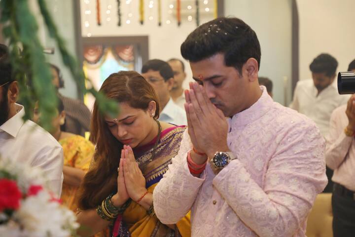 मुख्यमंत्री एकनाथ शिंदे (CM Eknath Shinde) यांनी देखील पर्यावरण पूरक गणेशोत्सव साजरा करण्याचं आवाहन केलं आहे.