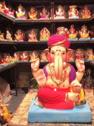 गणेशोत्सवानिमित्त बाजारपेठा सजल्या