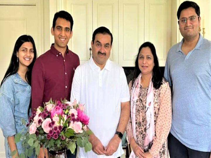 Adani Networth: गौतम अडानी कैसे बने बिजनेस टाइकून, देखें आम आदमी से दुनिया के तीसरे अमीर शख्स बनने का सफर Gautam Adani became a business tycoon see journey from common man to world's third richest person Adani Networth: गौतम अडानी कैसे बने बिजनेस टाइकून, देखें आम आदमी से दुनिया के तीसरे अमीर शख्स बनने का सफर