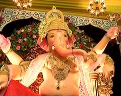 Ganesh Chaturthi 2022 Photos: અમદાવાદના લાલ દરવાજાના મહારાજાના દર્શનાર્થે ઉમટ્યાં ભક્તો, જુઓ તસવીરો