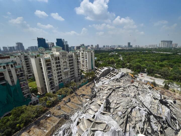 Noida Twin Tower Demolition People want temple and park on Supertech twin tower land ann Noida Twin Tower Demolition: गिराए जाने के बाद ट्विन टावर की जमीन पर क्या बनेगा? सामने आई ये जानकारी