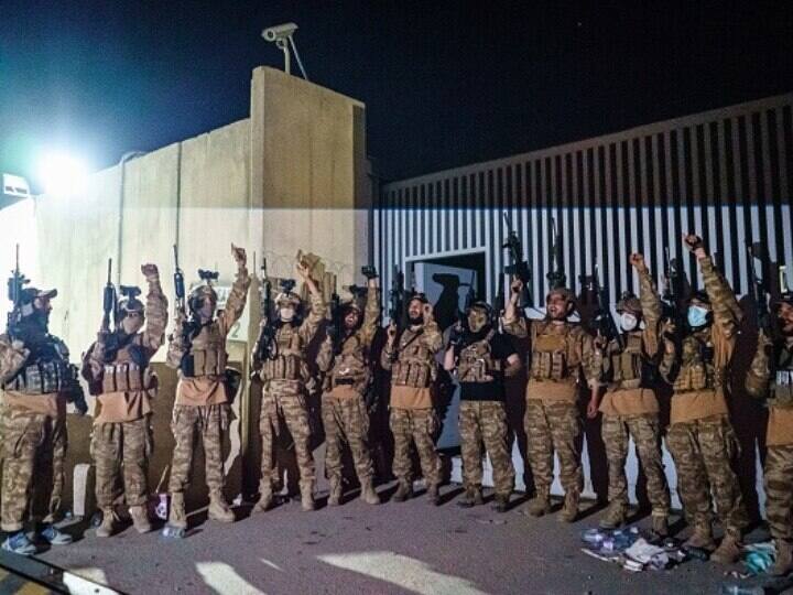 Afghanistan: तालिबान ने मनाया विदेशी सैनिकों की वापसी की वर्षगांठ का जश्न, रौशनी में नहाया काबुल, जमकर हुई आतिशबाजी Taliban celebrate first anniversary of foreign troops withdrawal from Afghanistan lighten kabul fireworks Afghanistan: तालिबान ने मनाया विदेशी सैनिकों की वापसी की वर्षगांठ का जश्न, रौशनी में नहाया काबुल, जमकर हुई आतिशबाजी