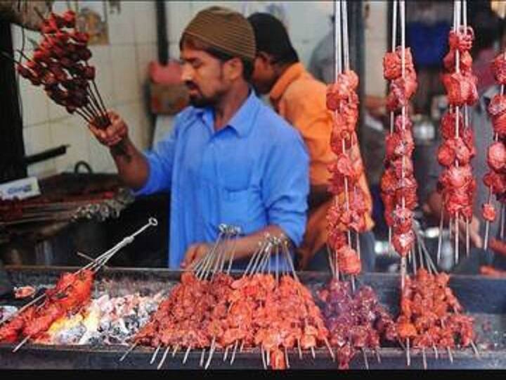 Gujarat High Court To Petitioner You Can Restrain From Eating Meat For 1 to 2 Days இறைச்சி சாப்பிடுவதை ஓரிரு நாட்களுக்கு கட்டுப்படுத்திக் கொள்ளலாம்.. உயர்நீதிமன்றம்