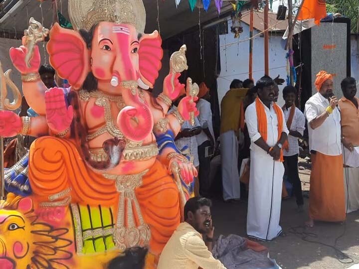தேனி மாவட்டத்தில் 780 இடங்களில் விநாயகர் சிலைகள் வைக்கப்பட்டு வழிபாடு