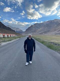 Ajithkumar : லா லா லா லா சர்வைவா...நடிகர் அஜித் குமாரின் லேட்டஸ்ட் க்ளிக்ஸ் !