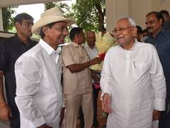 KCR Bihar Visit: तेलंगाना के CM केसीआर ने नीतीश कुमार और तेजस्वी यादव से की मुलाकात, देखें तस्वीरें