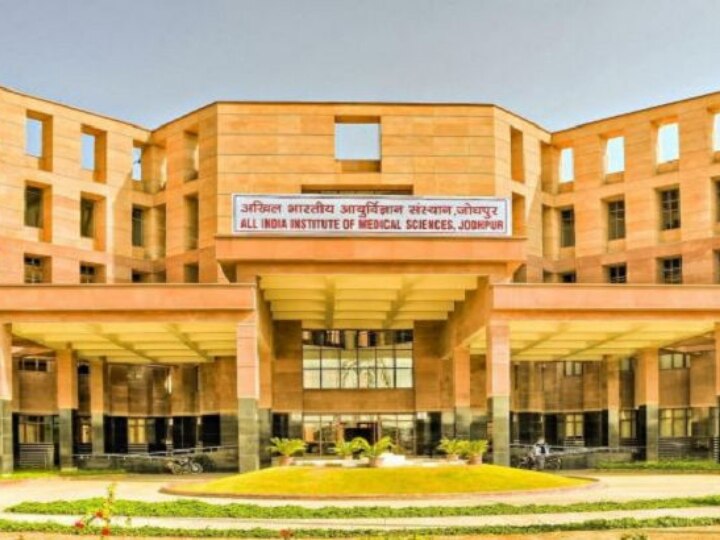 AIIMS Jodhpur: एम्स जोधपुर पहुंचे केंद्रीय जलशक्ति मंत्री गजेंद्र सिंह शेखावत, कहा- जल्द बनेगा 150 बेड का ट्रॉमा हॉस्पिटल