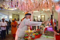 Ganesh Utsav : राजभवनासह विविध नेत्यांच्या घरी श्रीगणेशाचं आगमन; पाहा नेत्यांच्या घरचा बाप्पा