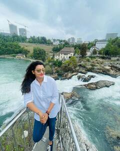 Priya Bhavani Shankar : போதை கணமே கணமே...நடிகை பிரியா பவானி சங்கரின் வெகேஷன் போட்டோஸ் !