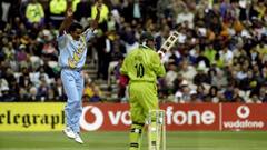 Javagal Srinath Birthday: বাউন্সারে বেঙ্গসরকরের হাত থেকে ছিটকে দিয়েছিলেন ব্যাট, জন্মদিনে শ্রীনাথের অজানা কাহিনি