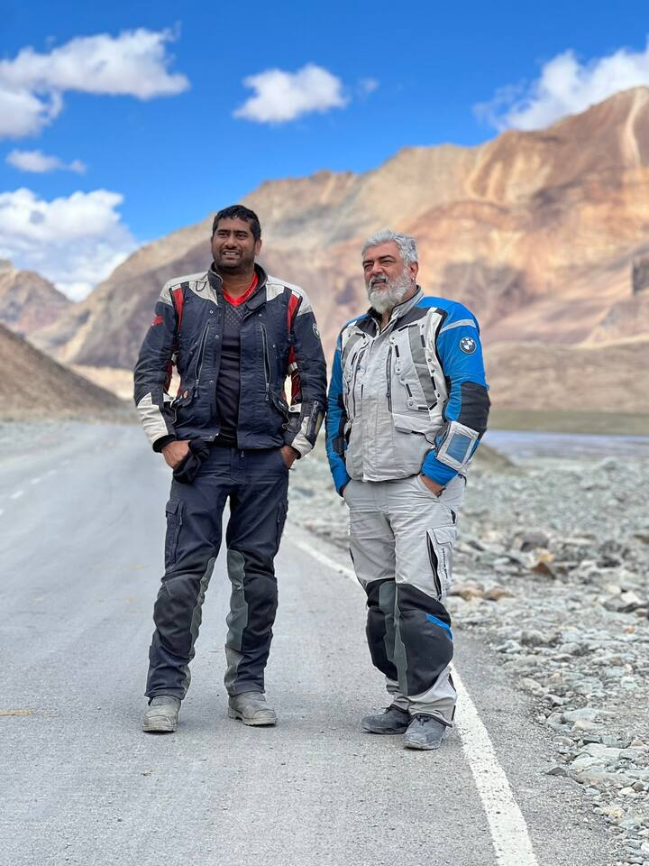 தொடுவோம் சிகரம் வருங்காலம் நம்மை தொடுமடா