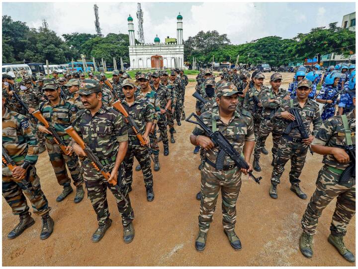 Karnataka Supreme Court Stay on Ganesh Utsav Celebration at Bengaluru Idgah Maidan High Court allow at Hubli Karnataka: बेंगलुरु ईदगाह मैदान में गणेश उत्सव पर सुप्रीम कोर्ट ने लगाई रोक, हाईकोर्ट के फैसले से खुश हुए लोग