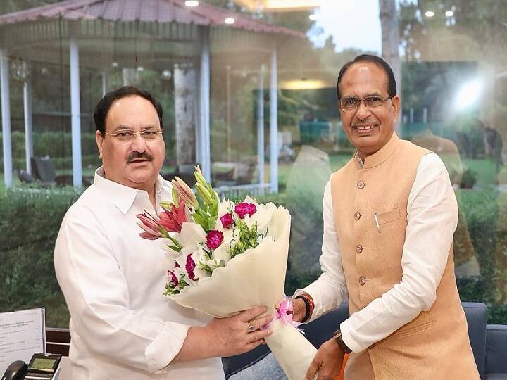 MP Politics CM Shivraj Singh Chouhan meets BJP National President JP Nadda in Delhi MP Politics: एमपी कैबिनेट में जल्द हो सकता है बड़ा बदलाव, सीएम शिवराज सिंह चौहान ने की जेपी नड्डा से मुलाकात