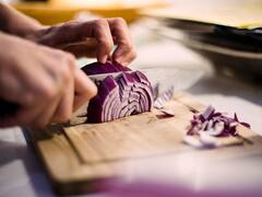 Advantages Of Onion : ਰਸੋਈ ਦੇ ਨਾਲ-ਨਾਲ ਪਿਆਜ਼ ਦੇ ਇਨ੍ਹਾਂ ਫਾਇਦਿਆਂ ਬਾਰੇ ਜਾਣ ਕੇ ਹੋ ਜਾਓਗੇ ਹੈਰਾਨ, ਇਹ ਸਮੱਸਿਆਵਾਂ ਹੋਣਗੀਆਂ ਦੂਰ