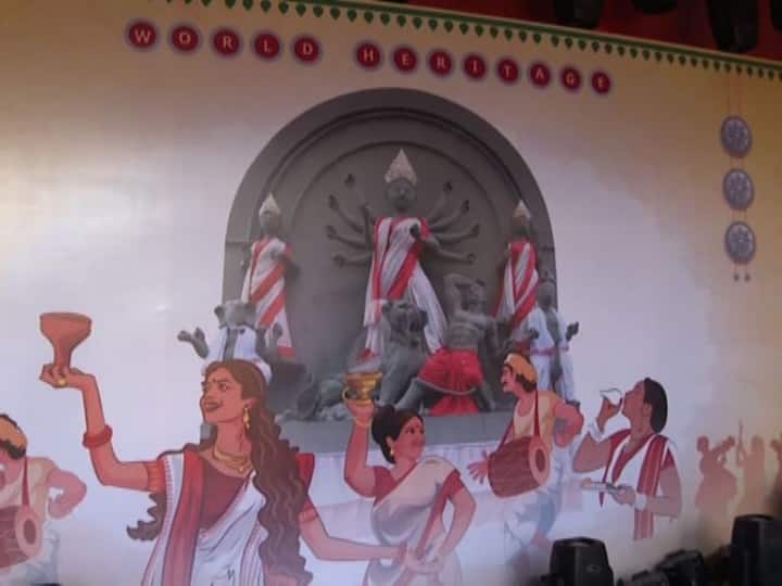 UNESCO-র 'ইনট্যানজিবল কালচারাল হেরিটেজ' তকমা পেয়েছে বাংলার দুর্গাপুজো। এই প্রেক্ষাপটেই, বৃহস্পতিবার দুর্গাপুজোর ধন্যবাদজ্ঞাপন পদযাত্রার আয়োজন করা হয়েছে রাজ্য জুড়ে।