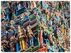 Meenakshi Temple: अमीर मंदिरों में से एक है मीनाक्षी टेंपल, इसके इतिहास को जान हो जाएंगे हैरान