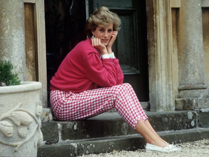 How Princess Diana's style legacy continues today Princess Diana :  மக்களின் இளவரசி டயானா  நினைவுதினம்!  - 25 ஆண்டுகளாக அவிழாத மர்ம முடிச்சுகள் !