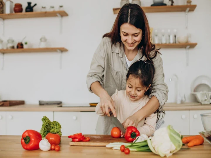 lifestyle parenting tips on mother daughter relationship learn from bjp leader sushma swaraj and lok sabha election 2019 new delhi candidate bansuri swaraj Parenting Tips: મા-દીકરીનો સંબંધ કેવો હોવો જોઈએ? આપણે સુષ્મા સ્વરાજ અને બાંસુરી સ્વરાજ પાસેથી શીખી શકીએ છીએ