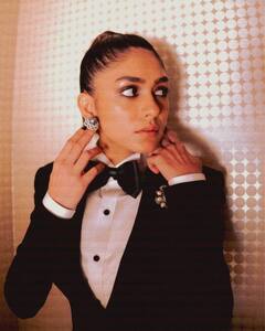 Mrunal Thakur : விண்ணோடு மின்னாத விண்மீன் எது...சீதாராமம் நடிகை மிருணாள் தாக்கூரின் க்ளிக்ஸ் !