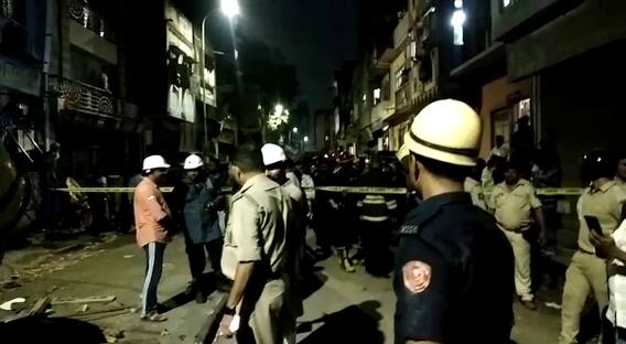 Surat : રૂદરપુરામાં મકાન ધરાશાયી થતાં 3 લોકો દટાયા, એકનું મોત
