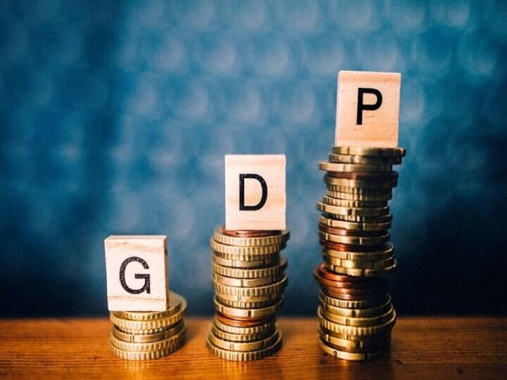 India s GDP growth rate falls to 6 5 but economy in strong position World Bank Report GDP : भारताचा विकासदर 6.5 पर्यंत घसरेल, पण अर्थव्यवस्था मजबूत स्थितीत; जागतिक बँकेचा अहवाल
