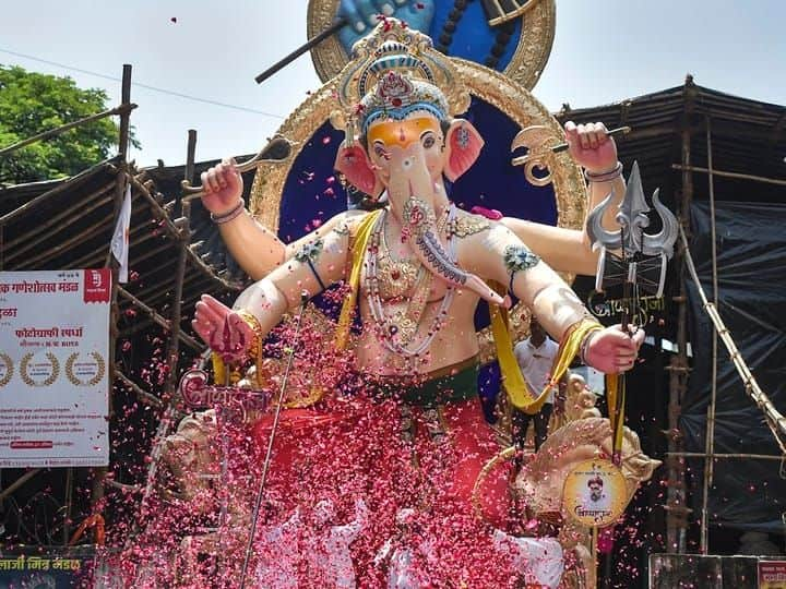 history of ganesh mahotsav in maharashtra from Shiva ji to Bal Gangadhar Tilak Ganesh Chaturthi abpp महाराष्ट्र में गणेशोत्सव का क्या है इतिहास, 'लालबाग के राजा' को पहली बार क्यों पहनाए गए थे मछुआरों जैसे कपड़े