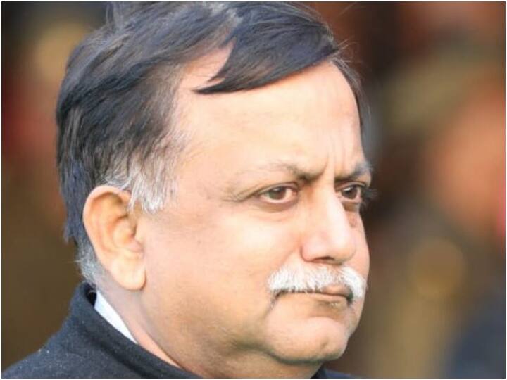 UP News: संजय प्रसाद को मिला ACS गृह का चार्ज, अवनीश कुमार अवस्थी हुए रिटायर, कार्यकाल में किए ये बड़े काम Avnish Kumar Awasthi retired Sanjay Prasad got additional charge of ACS Home UP News: संजय प्रसाद को मिला ACS गृह का चार्ज, अवनीश कुमार अवस्थी हुए रिटायर, कार्यकाल में किए ये बड़े काम
