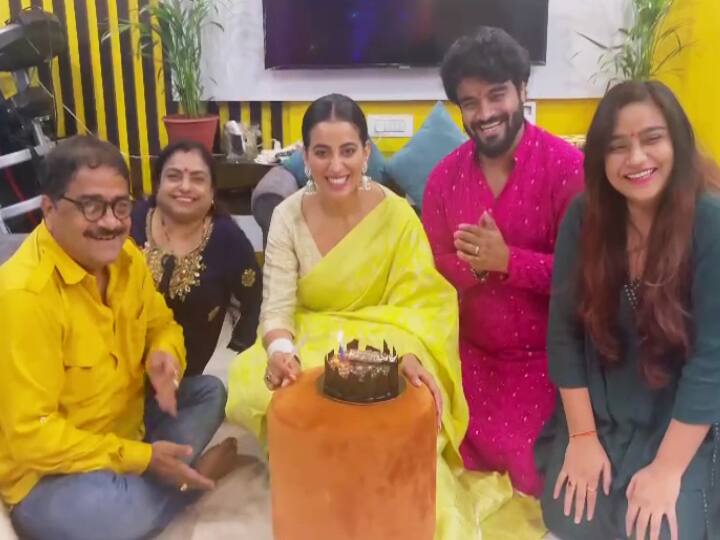 Akshara Singh Bhojpuri Actress and Singer happy about the upcoming film Darling on her birthday Celebration ann Akshara Singh Birthday: आने वाली फिल्म और जन्मदिन को लेकर खुश दिखीं अक्षरा सिंह, इस तरह किया सेलिब्रेट