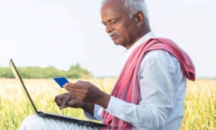 ਪ੍ਰਧਾਨ ਮੰਤਰੀ ਕਿਸਾਨ ਸਨਮਾਨ ਨਿਧੀ ਯੋਜਨਾ ਦੇ ਤਹਿਤ ਕੇਵਾਈਸੀ ਕਰਵਾਉਣ ਦੀ ਆਖਰੀ ਮਿਤੀ 31 ਅਗਸਤ ਸੀ। ਜੇ ਤੁਸੀਂ ਸਰਕਾਰ ਦੁਆਰਾ ਵਾਰ ਵਾਰ ਤਰੀਕ ਵਧਾਉਣ ਦੇ ਬਾਵਜੂਦ ਕੇਵਾਈਸੀ ਨਹੀਂ ਕਰਵਾ ਪਾ ਰਹੇ ਹੋ, ਤਾਂ ਤੁਹਾਨੂੰ 12ਵੀਂ ਕਿਸ਼ਤ ਦਾ ਲਾਭ ਨਹੀਂ ਮਿਲੇਗਾ। ਦੱਸ ਦੇਈਏ ਕਿ ਸਰਕਾਰ ਸਿਰਫ ਕੇਵਾਈਸੀ ਪੂਰਾ ਕਰਨ ਵਾਲਿਆਂ ਦੇ ਖਾਤਿਆਂ ਵਿੱਚ ਪੈਸੇ ਟ੍ਰਾਂਸਫਰ ਕਰੇਗੀ।