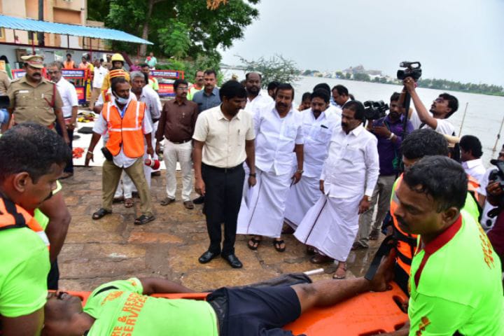 காவிரி, கொள்ளிடத்தில் நீர்வரத்து அதிகரிப்பதால் மக்கள் அச்சப்பட தேவையில்லை - திருச்சி மாவட்ட ஆட்சியர்