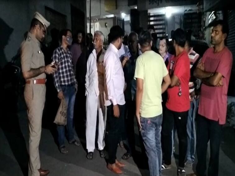 Rajkot Crime News Manager of Angadia firm robbed in Ramnathpara area of Rajkot, two robbers looted 19 lakh 54 thousand rupees CRIME NEWS : રાજકોટમાં આંગડિયા પેઢીનો મેનેજર લૂંટાયો, બે બુકાનીધારી લૂંટારૂઓએ  19 લાખ 54 હજાર રૂપિયાની લૂંટ કરી