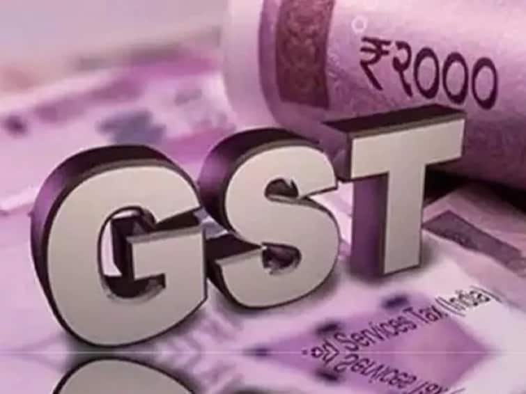 GST Collection August 2022 GST collections at RS 1.44 Lakh Crore 28 Percent Increase Year-on-year GST Collection August: जुलैच्या तुलनेत ऑगस्ट महिन्यात GST घटला, महाराष्ट्रातून सर्वाधिक जीएसटी वसूल