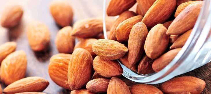 Almonds For Health: How many almonds should be eaten in a day? Know the right time and the right way to eat them Almonds For Health : ਇੱਕ ਦਿਨ ਵਿੱਚ ਕਿੰਨੇ ਬਦਾਮ ਖਾਣੇ ਚਾਹੀਦੇ ? ਜਾਣੋ ਇਨ੍ਹਾਂ ਨੂੰ ਖਾਣ ਦਾ ਸਹੀ ਸਮਾਂ ਤੇ ਸਹੀ ਤਰੀਕਾ