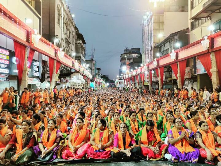 गणरायाचा गजर करण्यात आला.