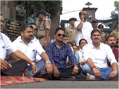 उत्तराखंड: 'नेताओं के भाई-भतीजों को दी गई नौकरी', भर्तियों पर कांग्रेस का बीजेपी पर बड़ा हमला