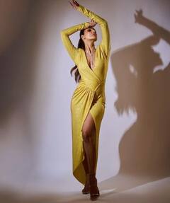 Malaika arora: બોડીકોન ડ્રેસમાં ફરી જોવા મળ્યો મલાઈકા અરોરાનો હોટ અંદાજ, જુઓ તસવીરો