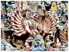 Meenakshi Temple: મદુરાઈનું મીનાક્ષી મંદિર સમૃદ્ધ મંદિરોમાંથી એક છે, તેનો ઈતિહાસ જાણીને તમે પણ ચોંકી જશો