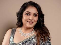Actress Ramya Krishnan : மேரி ஜான் மேரி ஜான்.. கருப்பு சேலையில் நடிகை ரம்யா கிருஷ்ணனின் க்ளிக்ஸ்!