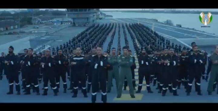 पहिली स्वदेशी युद्धनौका आयएनएस विक्रांत (INS Vikrant) भारतीय नौदलात (Indian Navy) सामील झाली आहे.