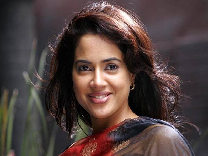 Don't look women just as glamour objects: Sameera Reddy என்னைப் பார்த்து சூர்யா மட்டும் அப்படிச் சொல்லிட்டா நான் நொந்து போயிடுவேன்.. சமீரா ரெட்டி