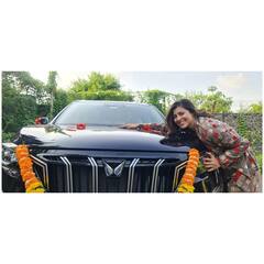 PHOTO : तेजस्विनी पंडितच्या घरी आली खास पाहुणी, पोस्ट लिहित अभिनेत्री म्हणते...