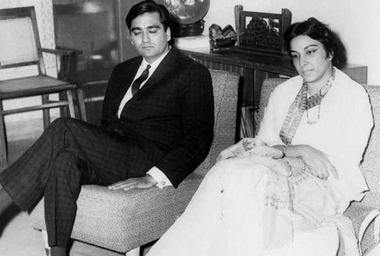 फ़िल्मी अंदाज़ में आग में कूदकर Sunil Dutt ने बचाई थी Nargis की जान, ऐसे किया था शादी के लिए प्रपोज!