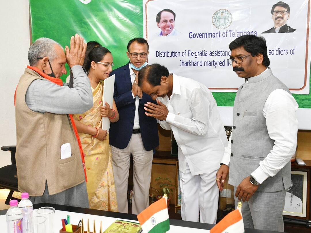 KCR Politics : తెలంగాణ బాధితులకు కేసీఆర్ ఓదార్పు అసాధ్యమా ? సొంత ప్రజలను కేసీఆర్ నిర్లక్ష్యం చేస్తున్నారా ? KCR is not reacting to any terrible tragedies in Telangana. KCR Politics : తెలంగాణ బాధితులకు కేసీఆర్ ఓదార్పు అసాధ్యమా ? సొంత ప్రజలను కేసీఆర్ నిర్లక్ష్యం చేస్తున్నారా ?